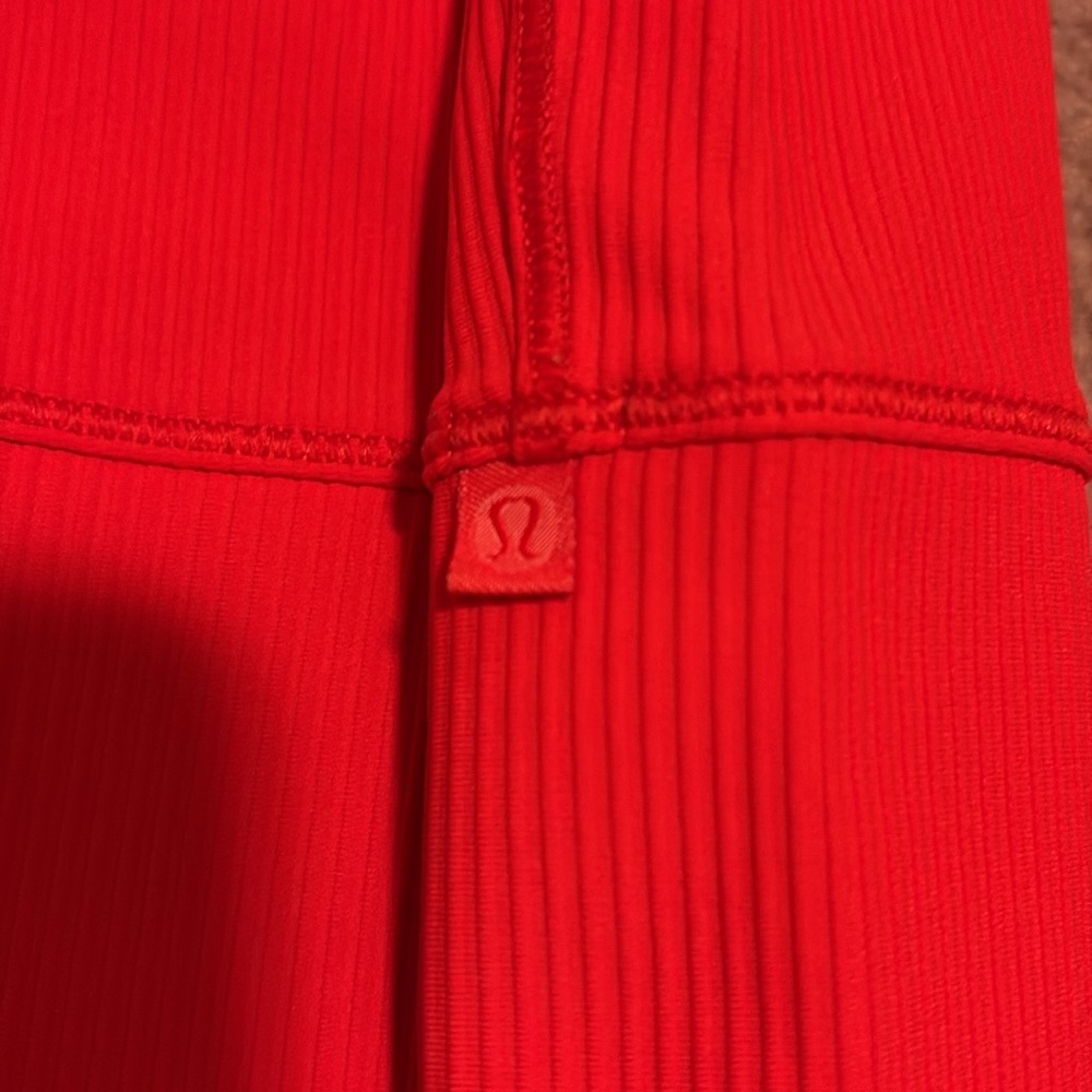 Lululemon Ribbed Tank Bundle - Picture 4 of 7